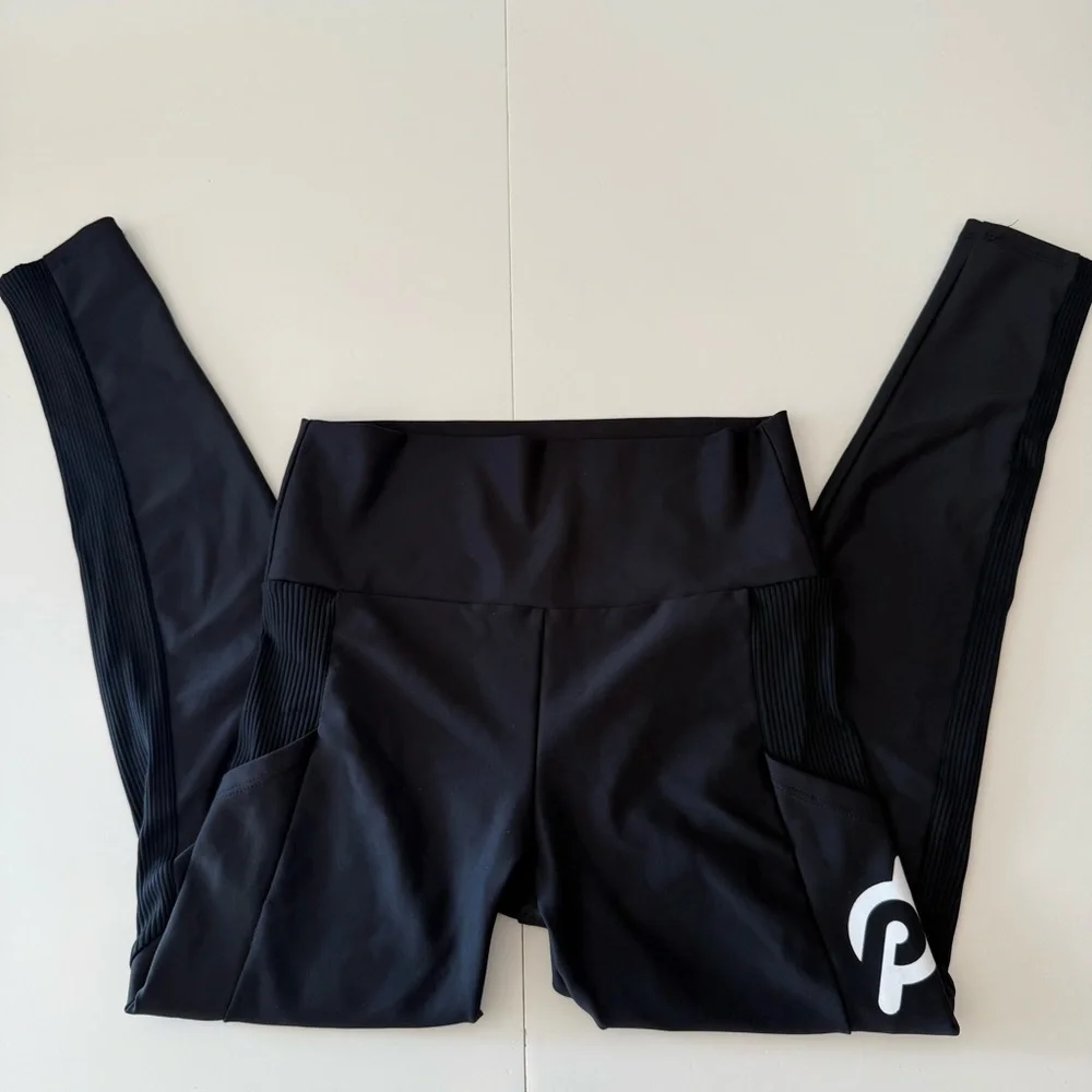 Peloton Leggings Black Size Medium - Picture 2 of 7